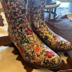 Roper Floral Women’s Western Boots - Multicolor